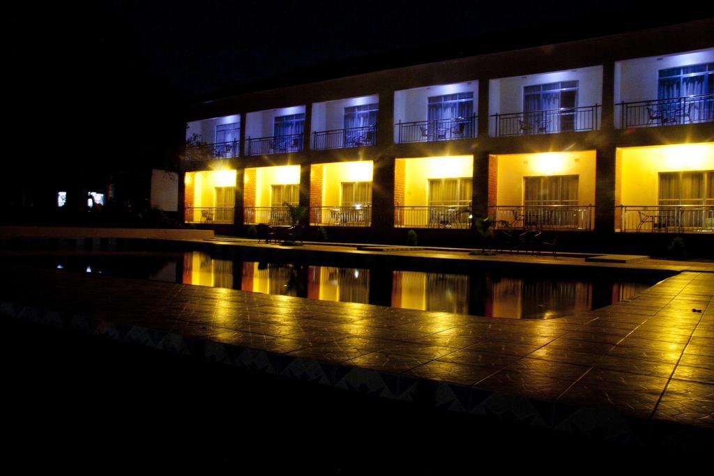 Chamba Valley Exotic Hotel Lusaka Exterior foto