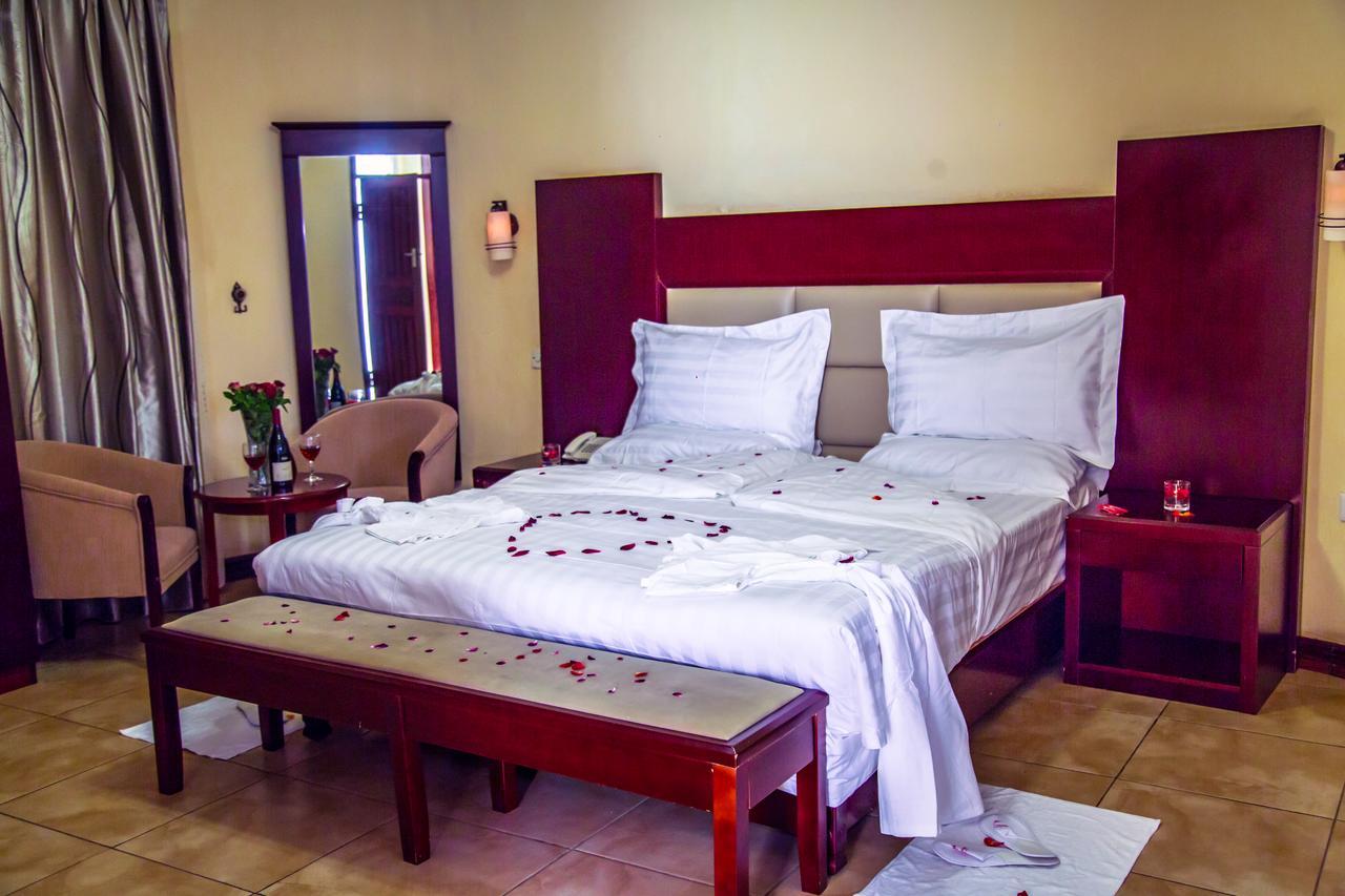 Chamba Valley Exotic Hotel Lusaka Exterior foto