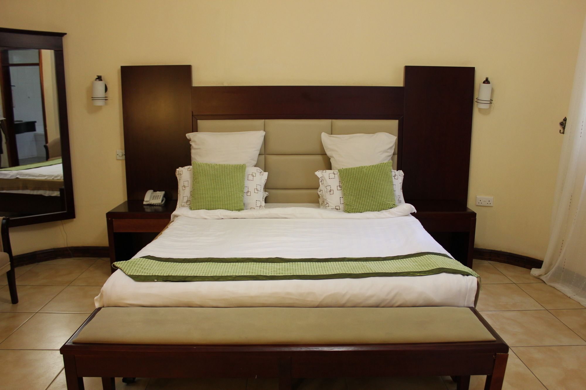 Chamba Valley Exotic Hotel Lusaka Exterior foto